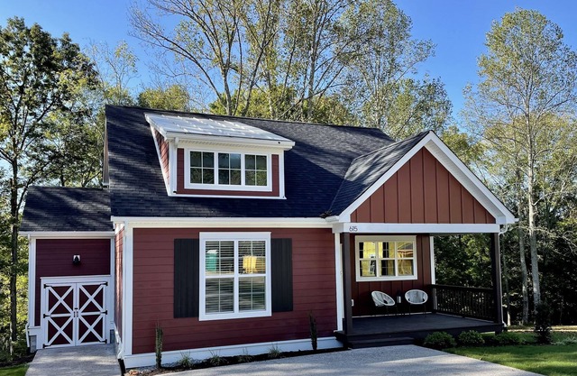 “License to Chill” Lake View House on Tims Ford - DISCOUNT for multi days!