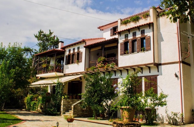 Lila House