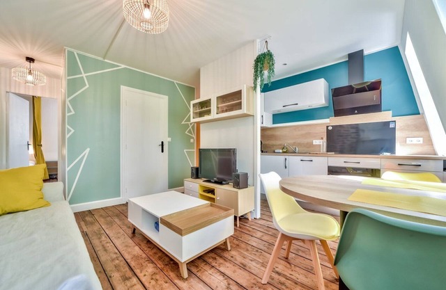 Lille: L'appart dans les arbres.