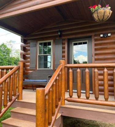 Lincoln Log Cabins