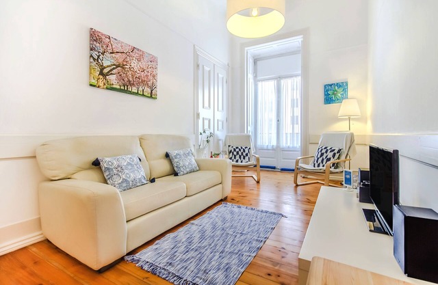 Lisbon Boulevard Apartment
