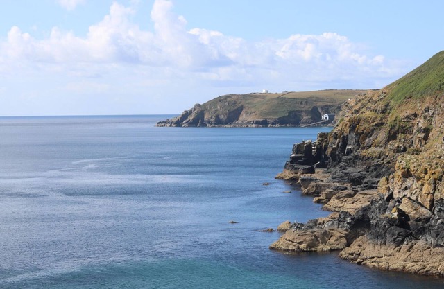 LITTLE TREVEAN, pet friendly, with open fire in Coverack