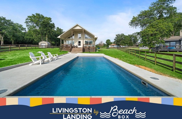 Livingston Landing: Pool, Games & Lake Views