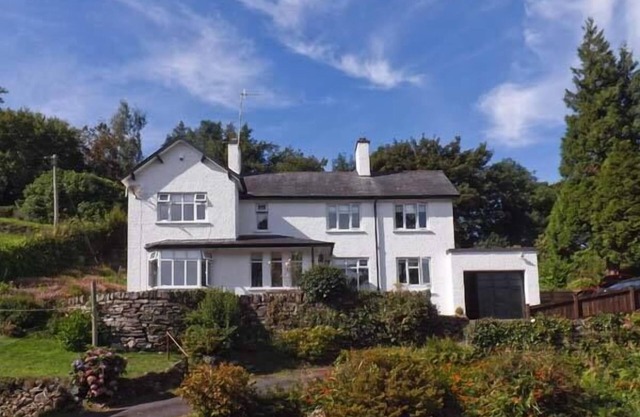 LLECHWEDD, family friendly, luxury holiday cottage in Dolgellau