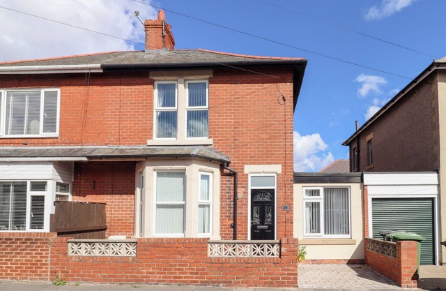 LOBSTER POT RETREAT, family friendly in Newbiggin-By-The-Sea