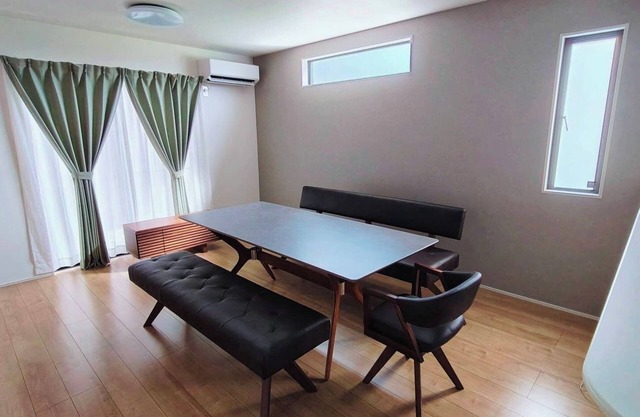 Located in the centralsouthern part of Okinawas /Uruma Okinawa