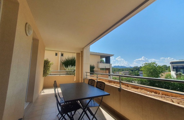 Location Superbe Appartement Avec Piscine