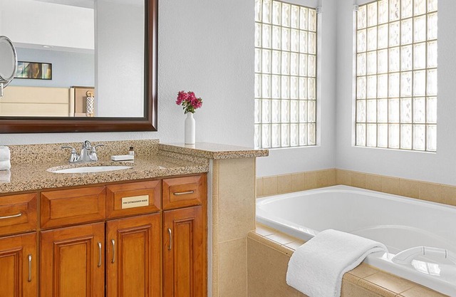 Lockout room in Marriott's top resort with all amenities in stunning Palm Desert