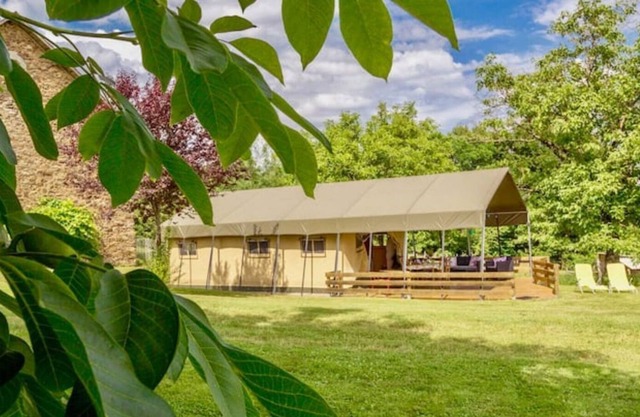 Lodge "La Vie Valade" 4 Personnes à Vigeois