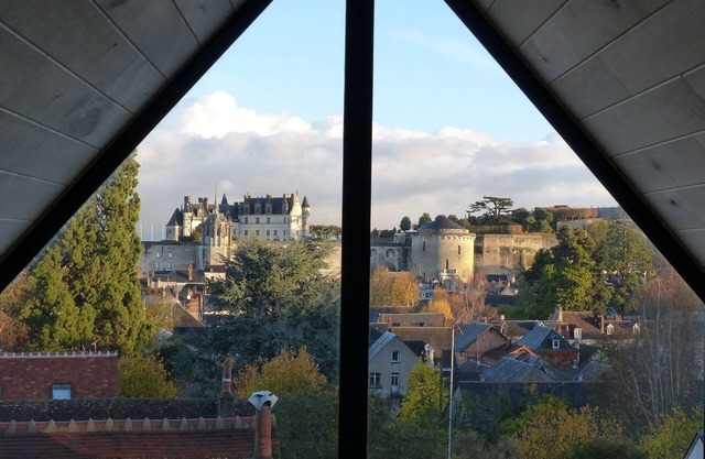 Loft 3 * partly troglo, downtown, parking, garden, superb view, 4/5 pers