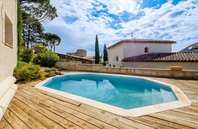 Loft 50m² au calme avec vue splendide piscine
