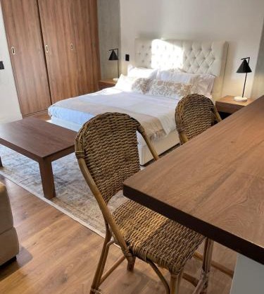 Loft poblado con parqueadero