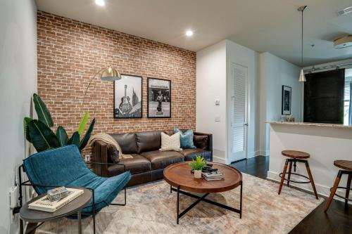 Lofts at 30th - Urban Lodge - 6 Mins to Broadway