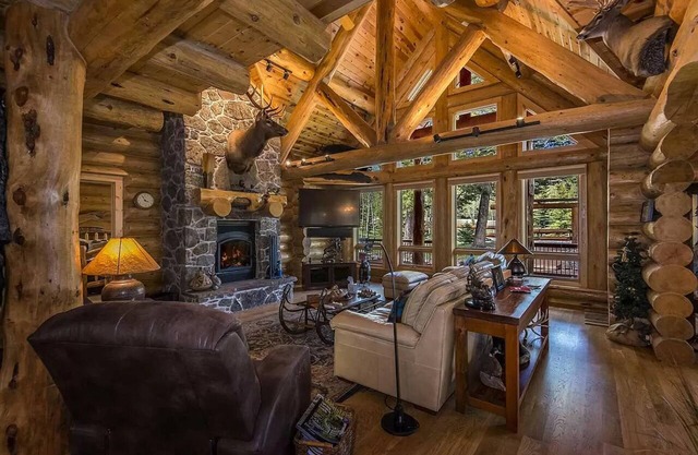 Log Home | Secluded | Hot Tub | Aspen Meadow Lodge