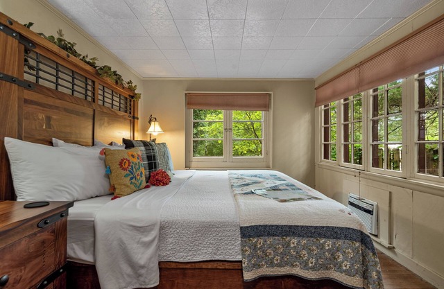 Log Suite #22 is one of three Suites in the Historic Log Lodge built in 1947, on the National Registry of Historic Places, exquisitely preserved genuine log and chinking. You will literally take a step back in time.