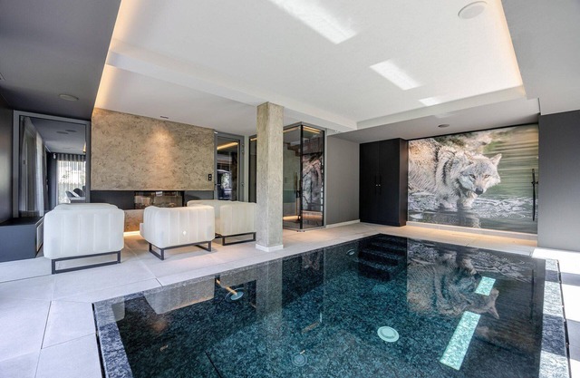 Loge aux Loups, indoor pool, sauna, near the lake