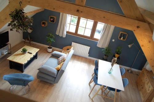 Logement entier indépendant avec espace extérieur