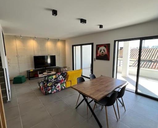 Logement neuf-Ghisonaccia centre, à 5min de la Mer