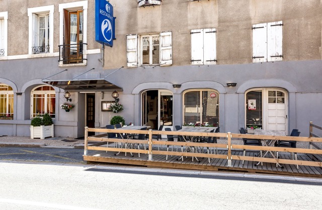 Logis Hôtel Le Cygne