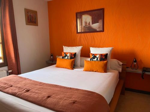 Logis hôtel Les Confins du perche