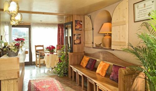 Logis Hôtel Restaurant Robichon