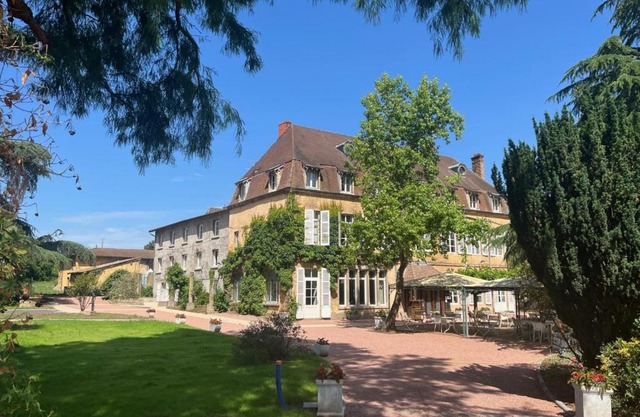 Logis Hôtels Château de La Barge
