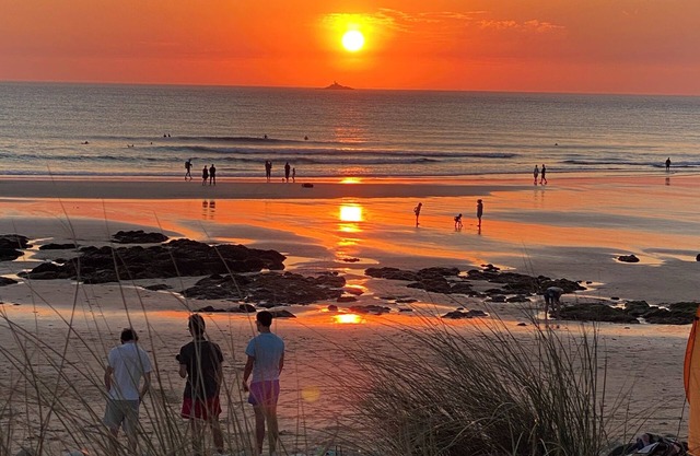 Longère au Calme. Plages à Proximité. Animaux de Compagnie Bienvenus !