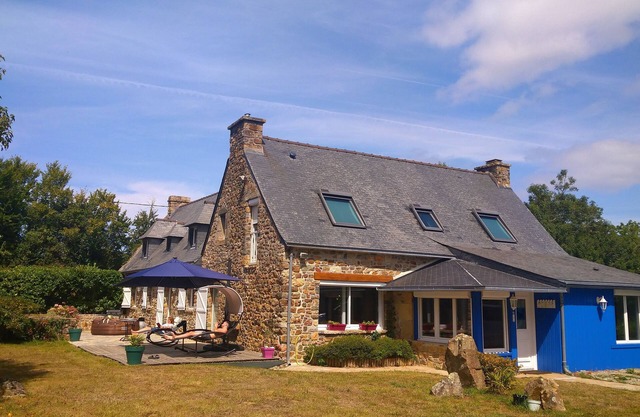 Longère au Coeur de la Presqu'île de Crozon, à 5 min en Voiture de la Plage