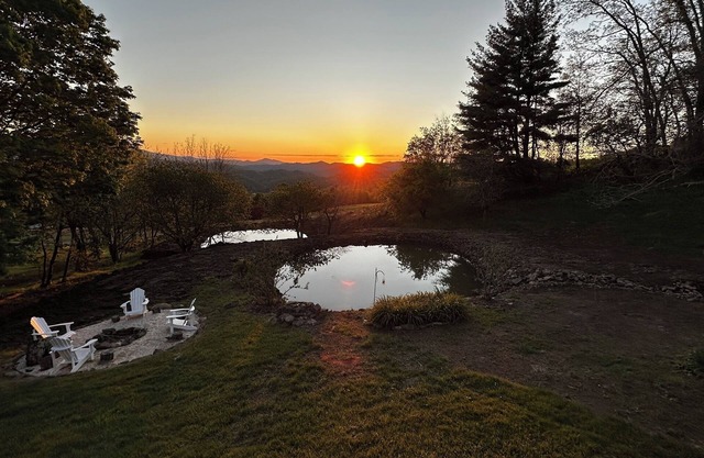 Long Range Views - 10 minutes to downtown Boone - See POST Helene photos!