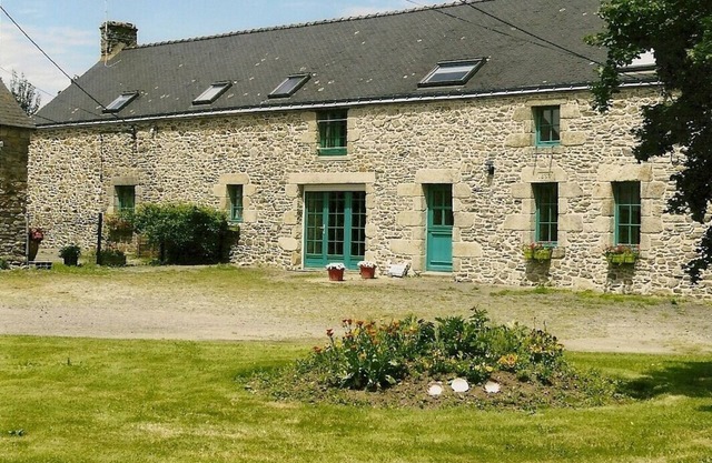 LONGERE BRETAGNE SUD 8 KM DES PLAGES