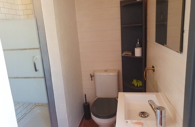 Longère (farmhouse) on the edge of a forest facing the cycle path