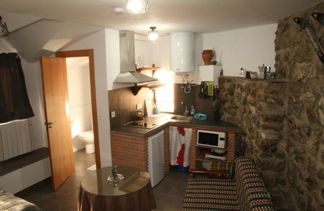 Lookout studio in Sierra Nevada