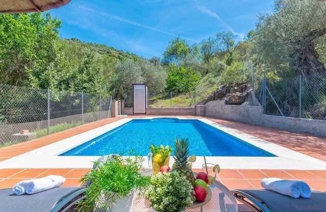 Los Baenas Casabermeja by Ruralidays