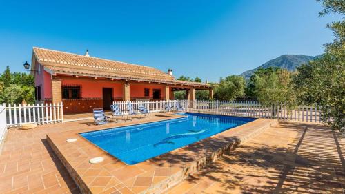 Los Llanos Nigüelas by Ruralidays