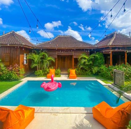 Lotus & Teak Villas