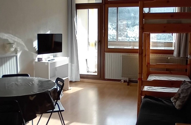 Lovely 4/5 person studio in a quiet location