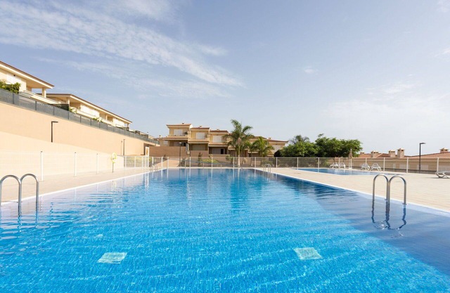 Lovely apartment for 2 people with pool, WIFI, TV, terrace and panoramic view