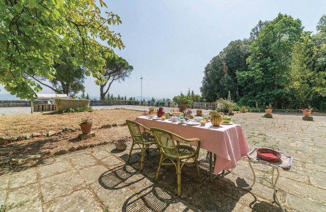 Lovely apartment in Monte San Savino AR with house a panoramic view