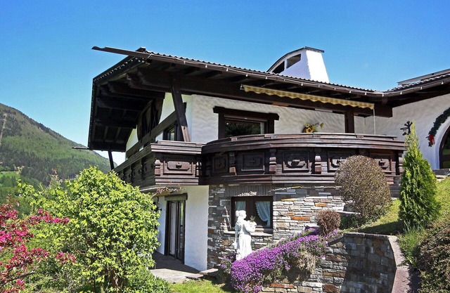 Lovely apartment for 5 guests with TV, terrace and panoramic view