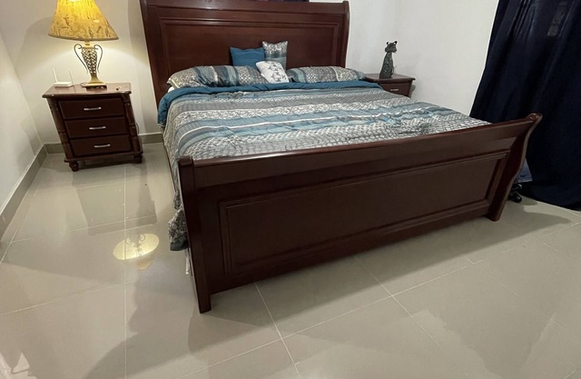 Lovely apartment 20 mins beach , 20 mins Aiport