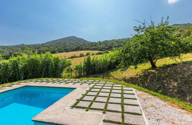 Lovely apartment in villa for 17 guests with pool, TV and pets allowed