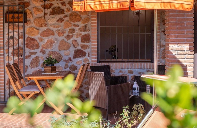 Lovely apartment in villa for 2 people with A/C, WIFI, TV, terrace and pets allowed