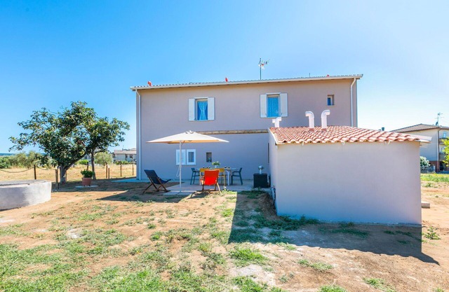 Lovely apartment for 7 people with WIFI, A/C and pets allowed