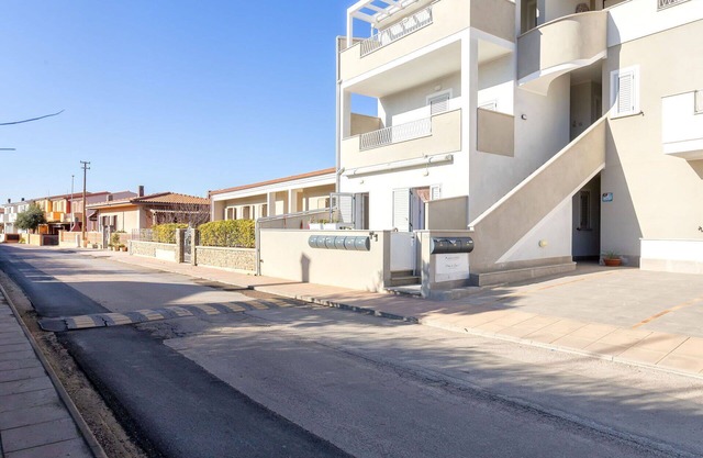Lovely apartment for 5 people with A/C, TV, terrace and pets allowed