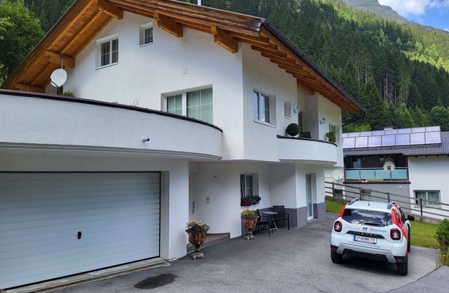 Lovely apartment for 4 people with TV and terrace