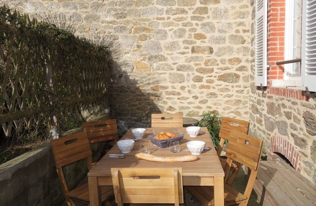 Lovely apartment for 4 people with WIFI, TV and terrace