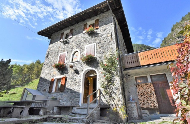 Lovely apartment for 4 people with WIFI, TV and pets allowed