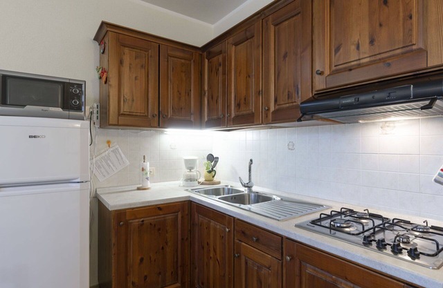 Lovely apartment for 4 people with WIFI, TV, patio, pets allowed and panoramic view