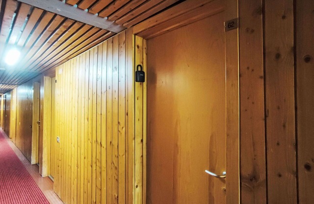 Lovely apartment for 5 guests with WIFI, TV and patio