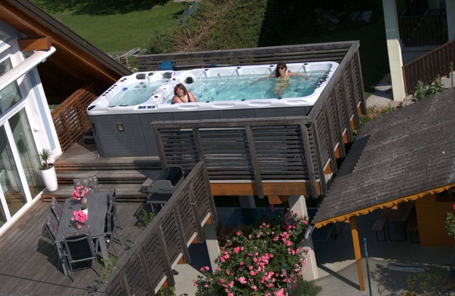 Lovely apartment for 6 guests with WIFI, private pool, TV and terrace